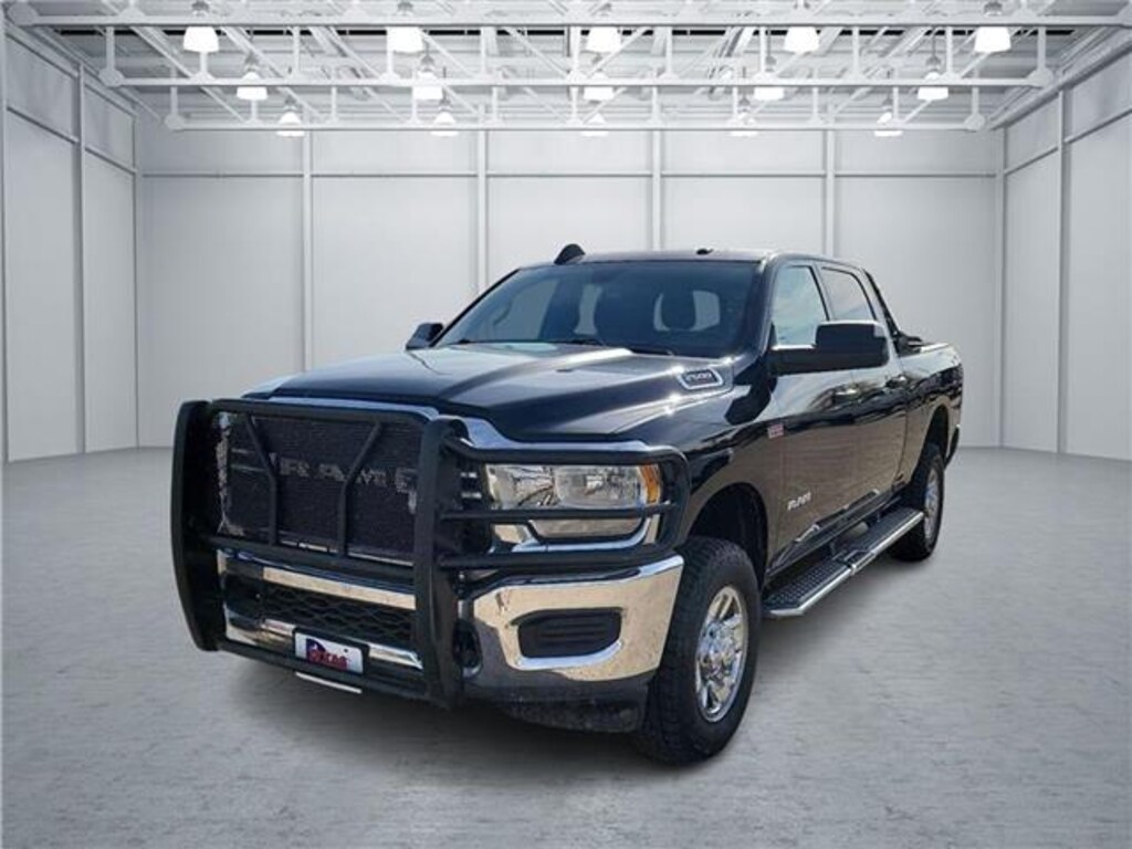Used 2022 RAM 2500 Tradesman 4x4 Crew Cab 6.3 ft. box 149 in. WB