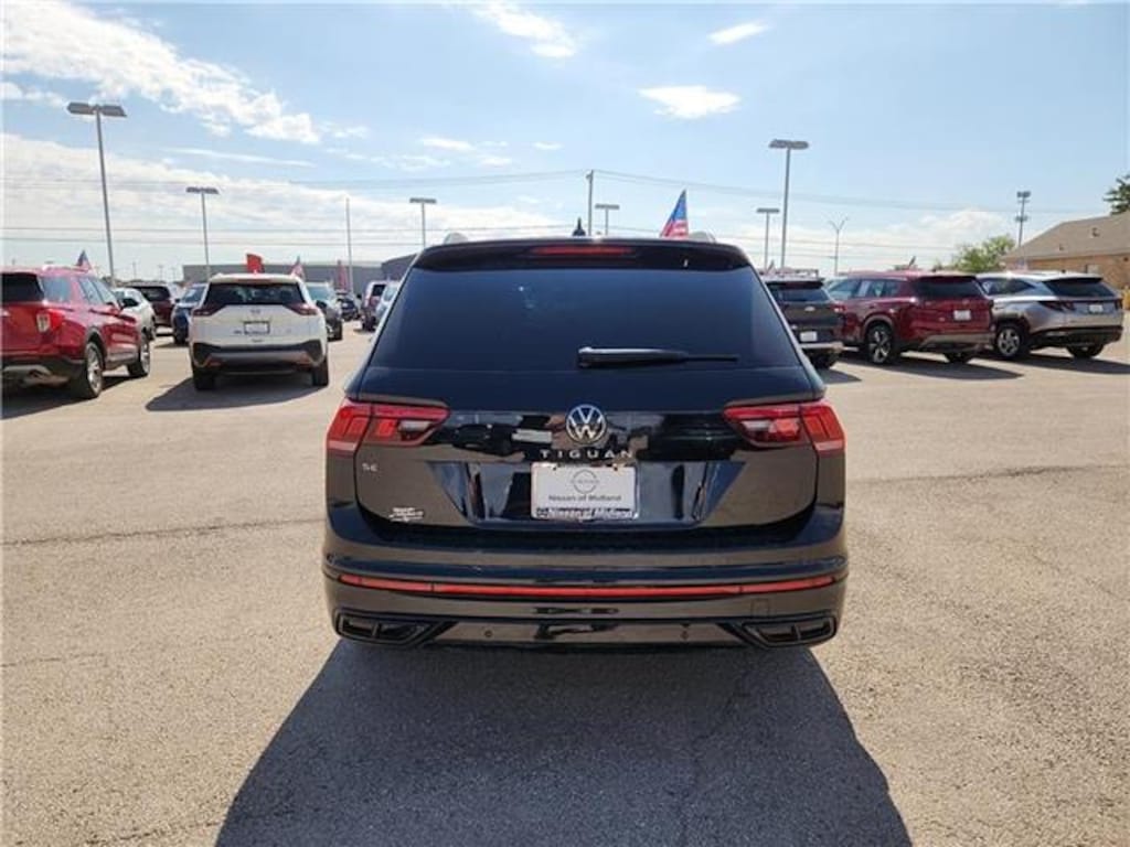 Used 2024 Volkswagen Tiguan 2.0T SE R-Line Black Front-Wheel Drive