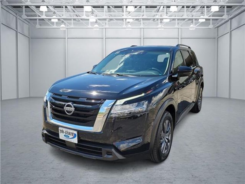 Used 2022 Nissan Pathfinder SV (A9) Front-Wheel Drive