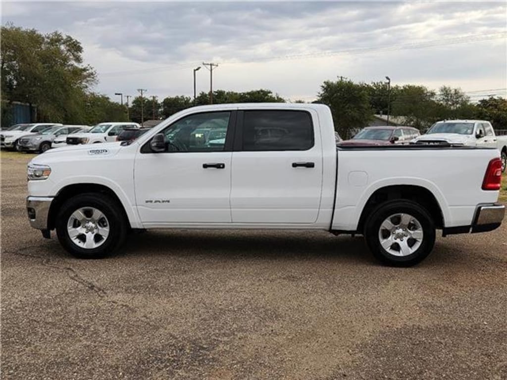Used 2025 RAM 1500 Big Horn/Lone Star 4x4 Crew Cab 144.5 in. WB