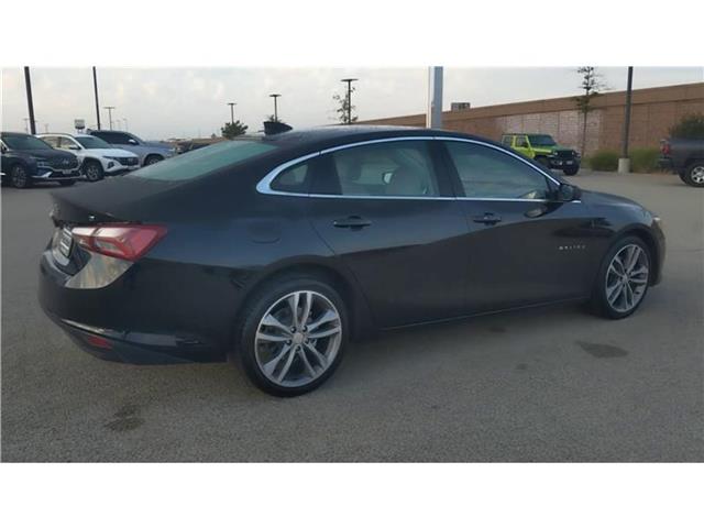 2024 Chevrolet Malibu Premier 2LT photo 3