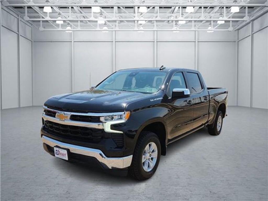 Used 2024 Chevrolet Silverado 1500 LT w/1LT 4x2 Crew Cab 6.6 ft. box 157 in. WB