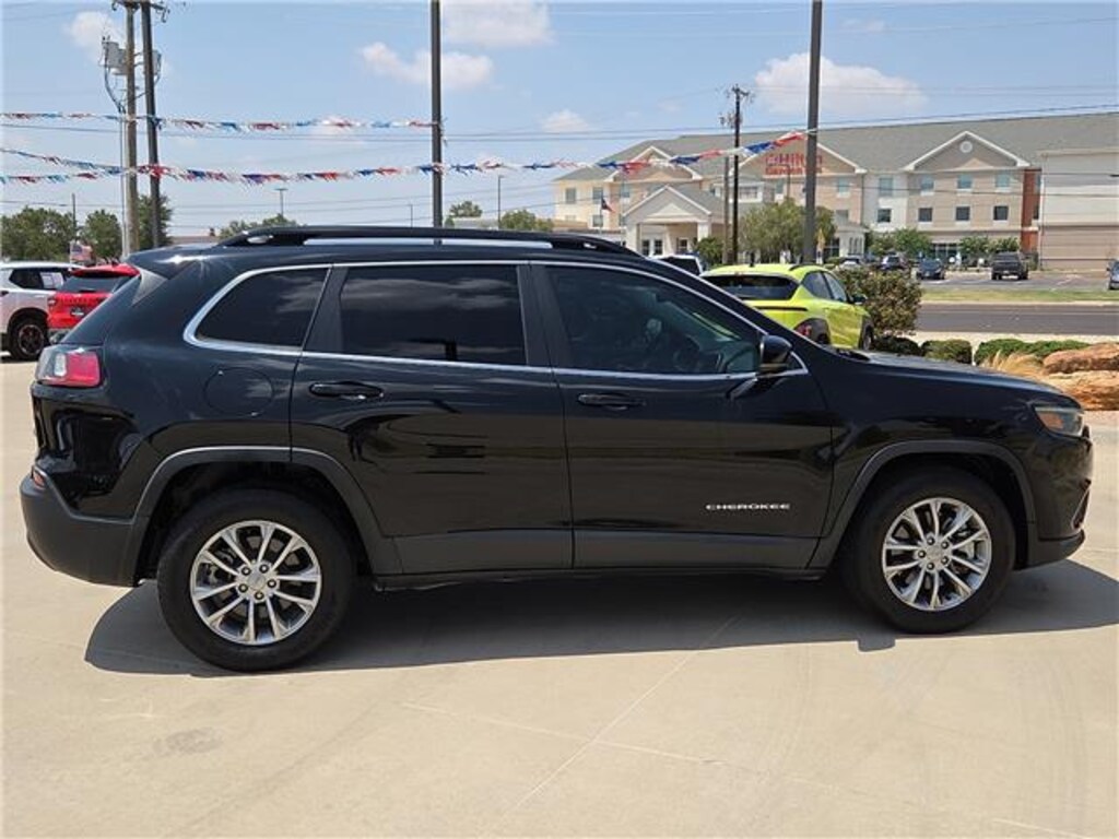 Used 2022 Jeep Cherokee Latitude Lux Front-Wheel Drive
