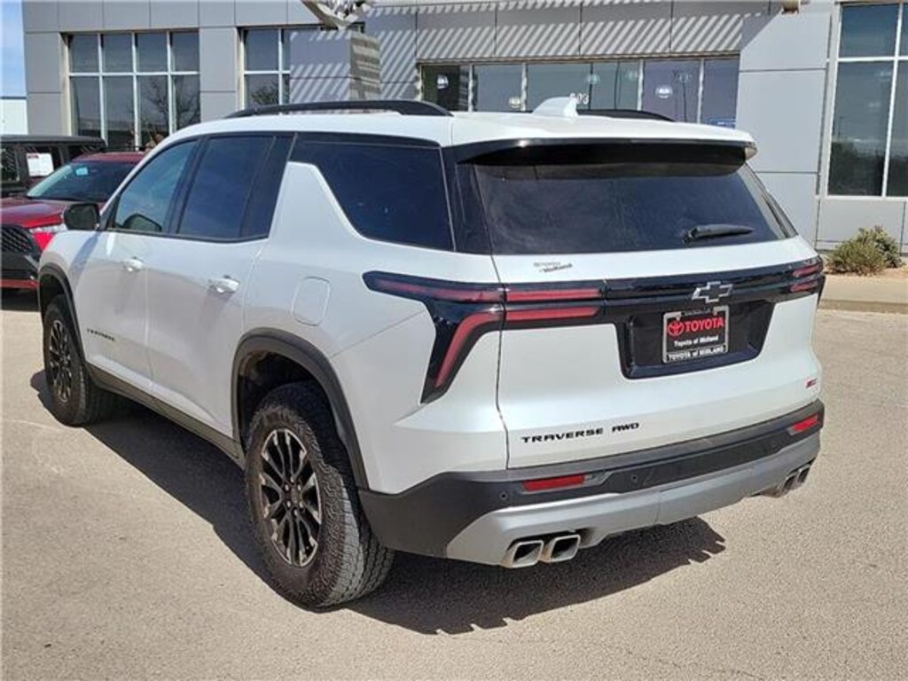 Used 2025 Chevrolet Traverse Z71 All-Wheel Drive