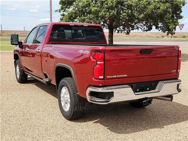 2025 Chevrolet Silverado 3500HD LTZ photo 3