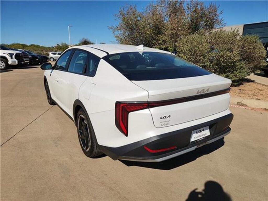 Used 2025 KIA K4 EX (IVT) Sedan