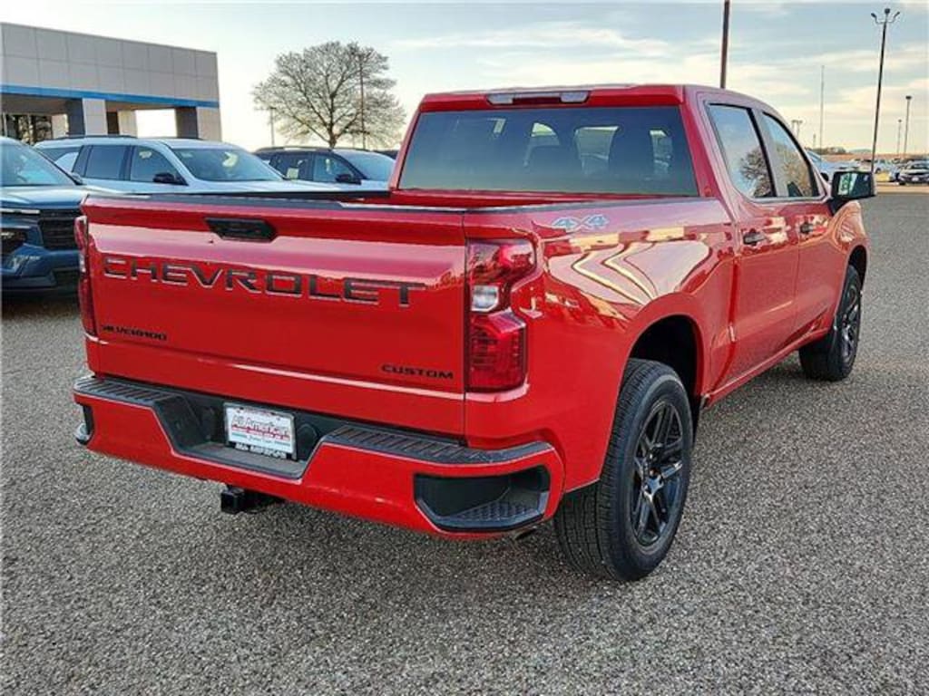 New 2026 Chevrolet Silverado 1500 Custom Truck