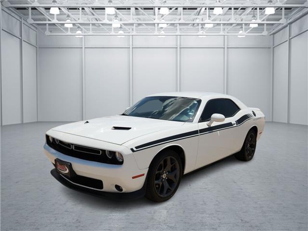 Used 2018 Dodge Challenger SXT Rear-wheel Drive Coupe
