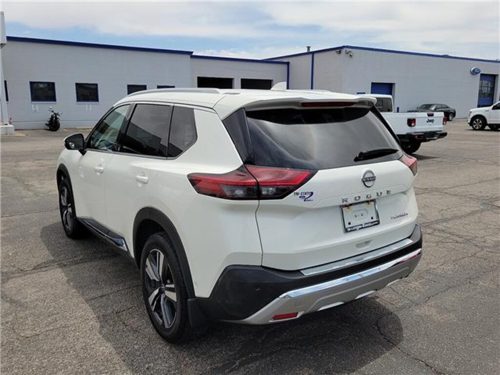 Used 2023 Nissan Rogue Platinum