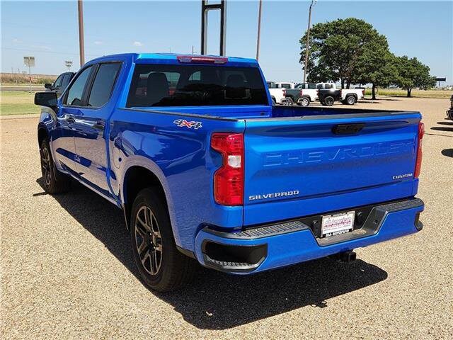2025 Chevrolet Silverado 1500 Custom photo 3