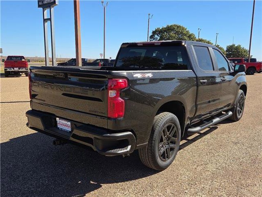 New 2026 Chevrolet Silverado 1500 Custom Truck