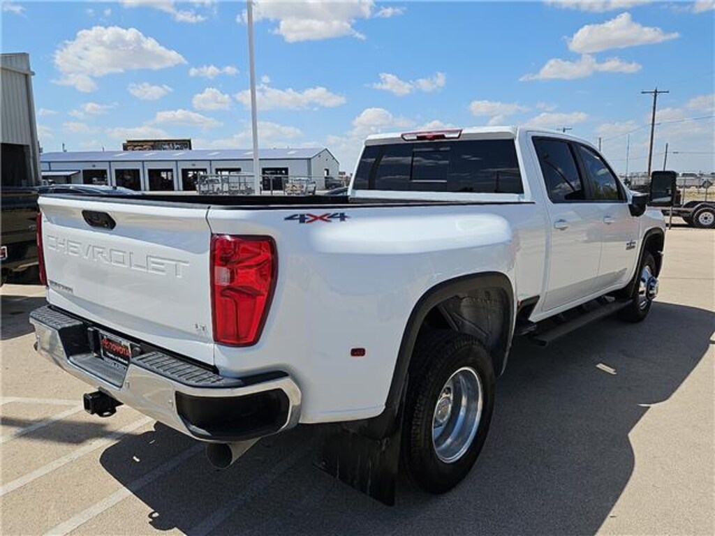 Used 2025 Chevrolet Silverado 3500HD LT 4x4 Crew Cab 8 ft. box 172 in. WB DRW