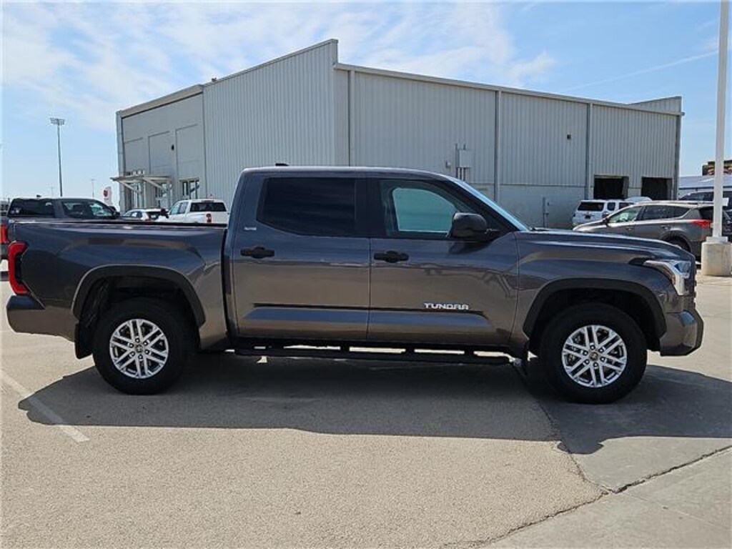 Used 2024 Toyota Tundra SR5 (A10) 4x4 CrewMax 5.5 ft. box 145.7 in. WB