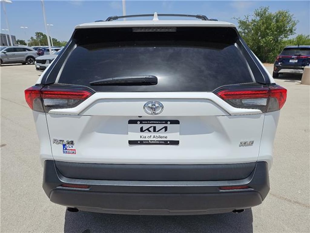 Used 2020 Toyota RAV4 XLE Premium Front-wheel Drive
