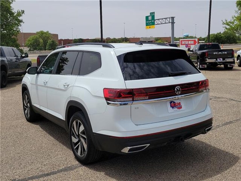 Used 2023 Volkswagen Atlas 2.0T SE w/Technology Front-Wheel Drive