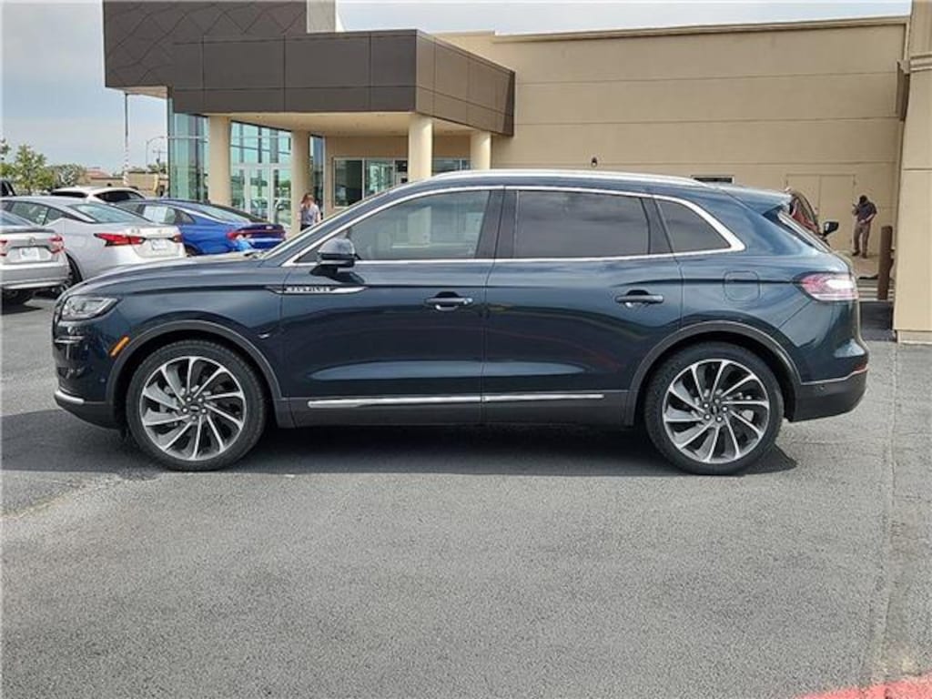 Used 2022 Lincoln Nautilus Reserve Front-Wheel Drive