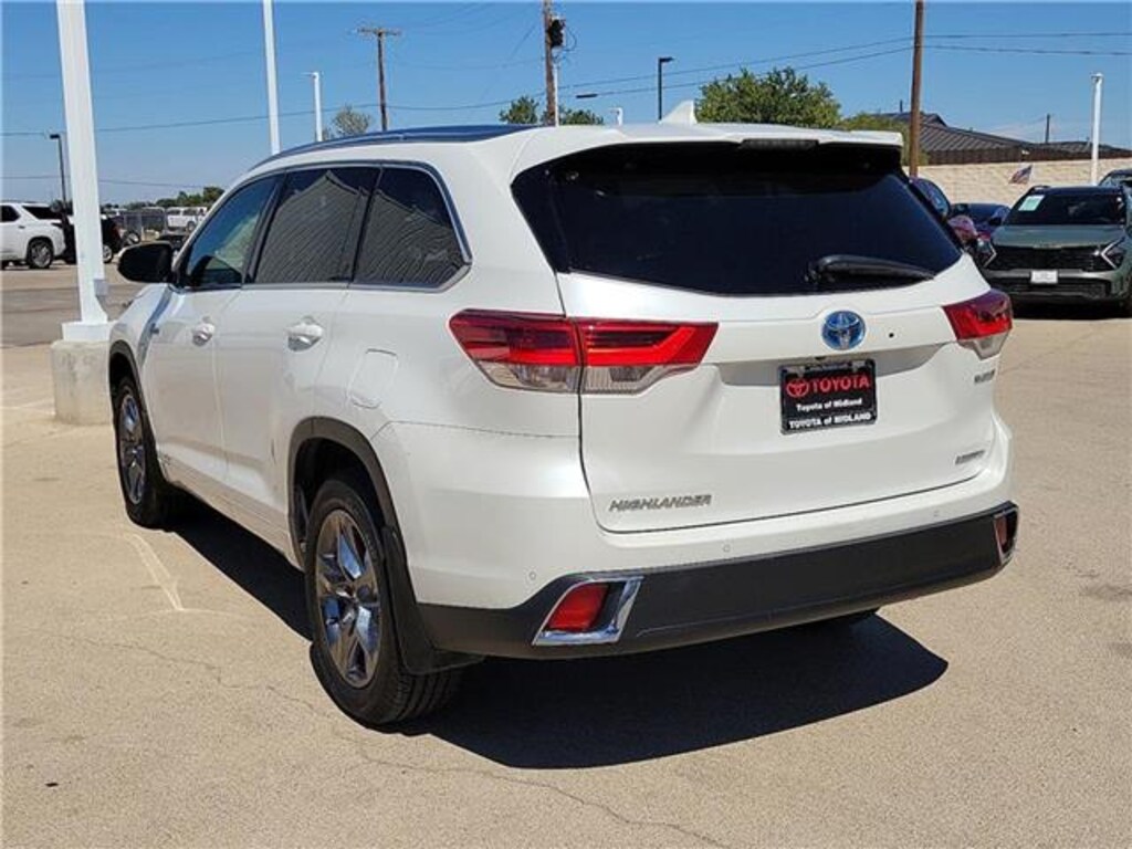 Used 2018 Toyota Highlander Hybrid Limited Platinum V6 All-wheel Drive