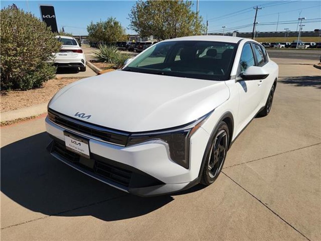 Used 2025 KIA K4 EX (IVT) Sedan