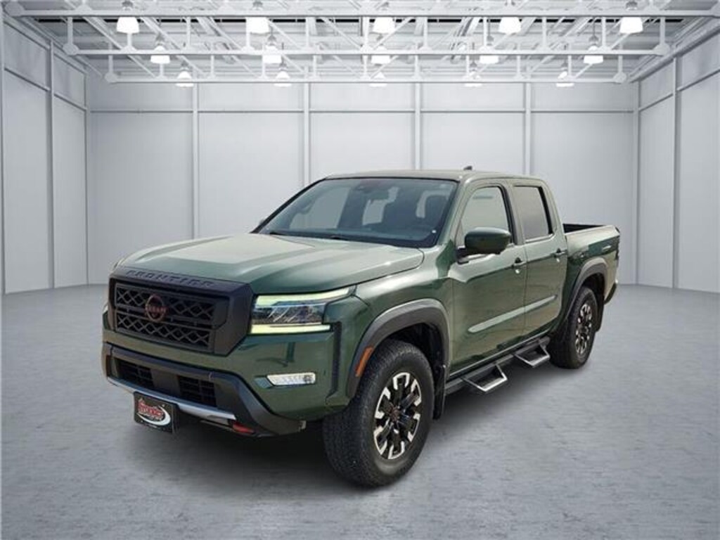 Used 2022 Nissan Frontier PRO-4X (A9) 4x4 Crew Cab 5 ft. box 126 in. WB