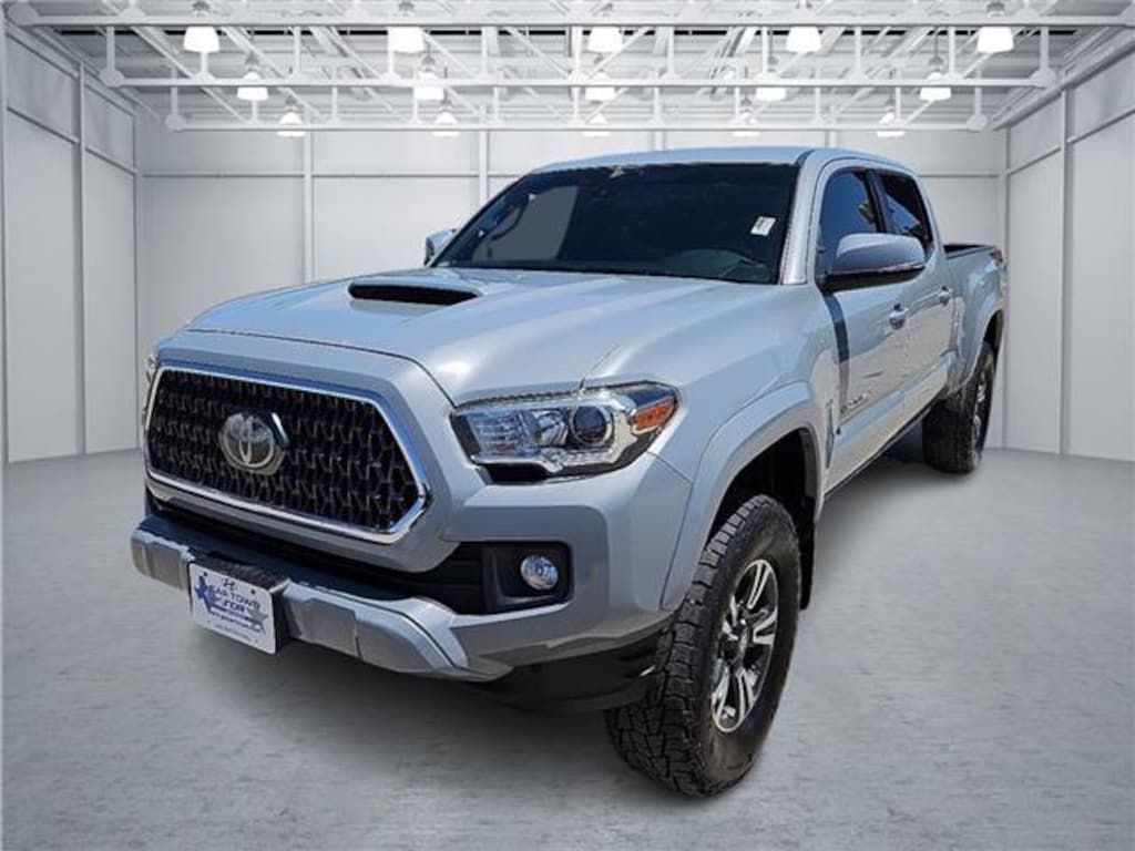 Used 2018 Toyota Tacoma TRD Sport V6 4x4 Double Cab 6 ft. box 140.6 in. WB