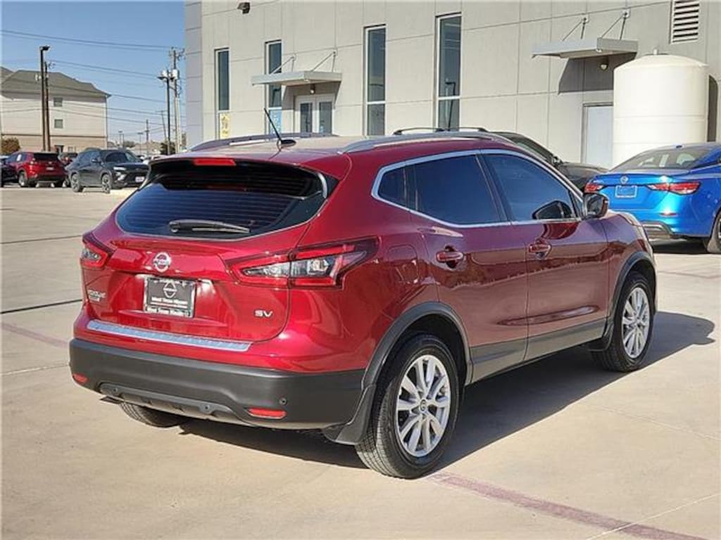 Used 2022 Nissan Rogue Sport SV