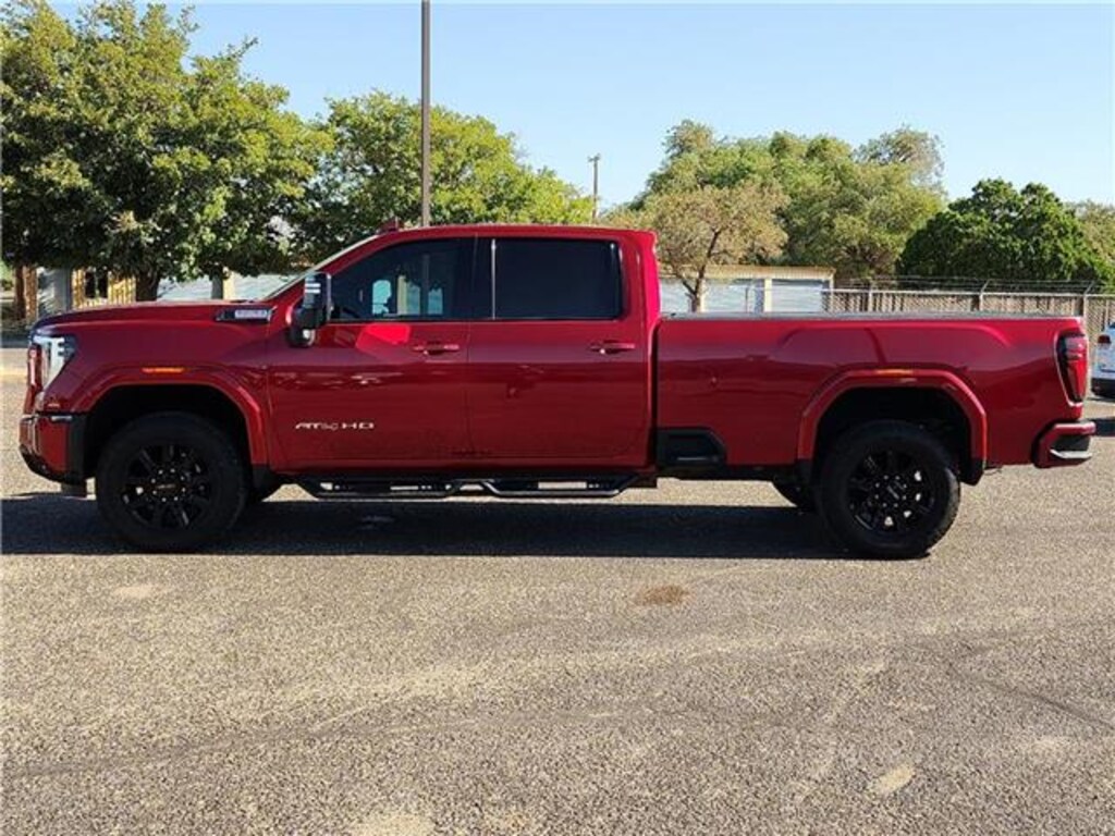 Used 2024 GMC Sierra 2500HD AT4 4x4 Crew Cab 8 ft. box 172 in. WB