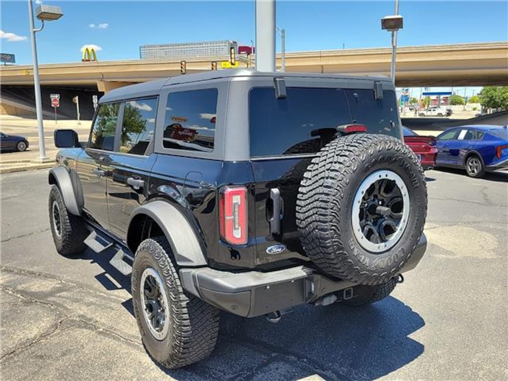 Used 2023 Ford Bronco Badlands 4x4