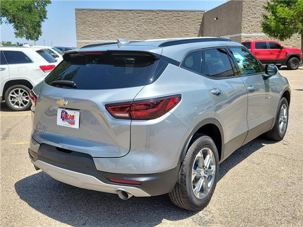 Used 2024 Chevrolet Blazer LT w/2LT Front-Wheel Drive