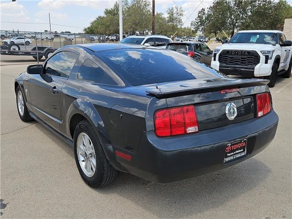 Used 2009 Ford Mustang V6 Coupe