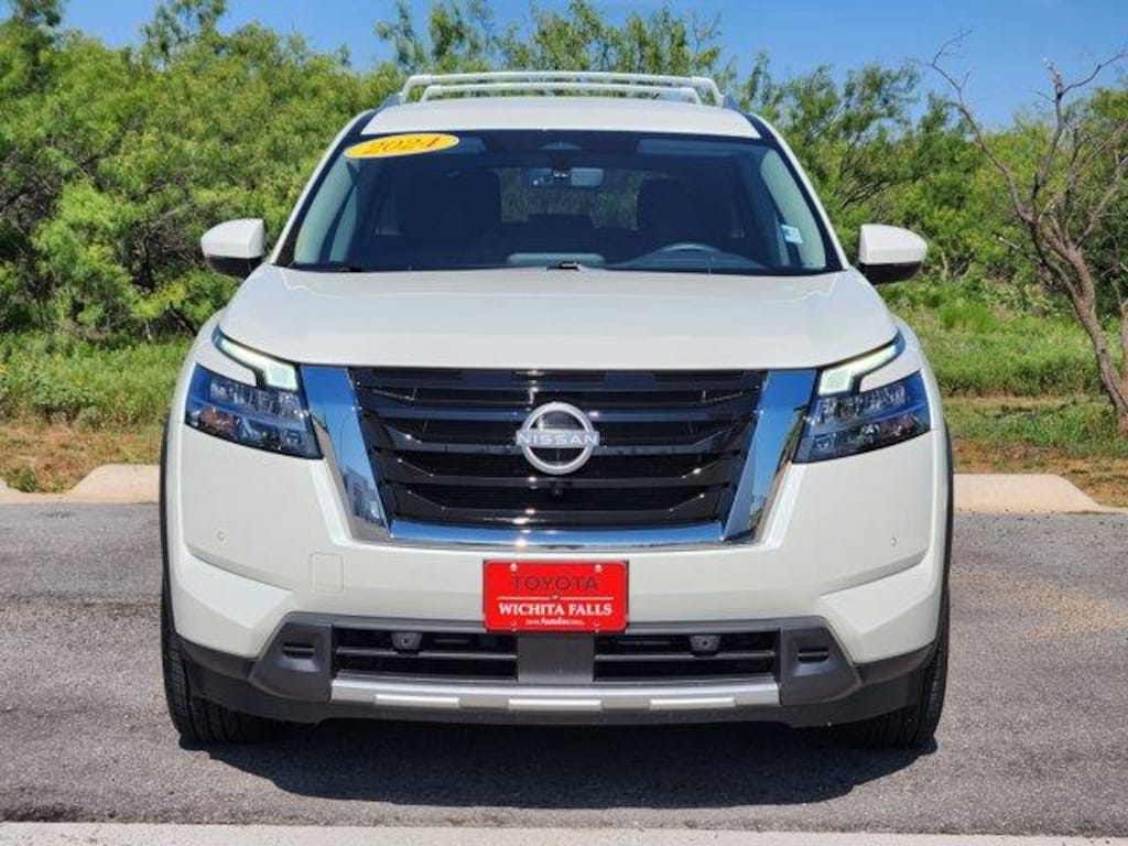 Used 2024 Nissan Pathfinder SL (A9) Front-Wheel Drive