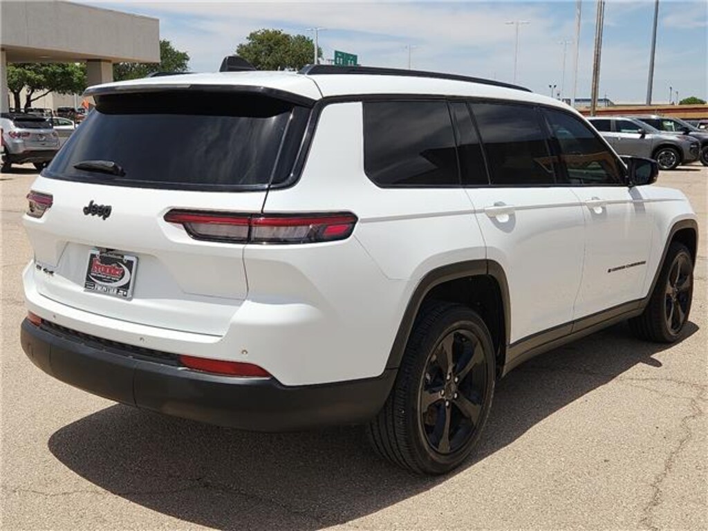 Used 2023 Jeep Grand Cherokee L Altitude 4x4