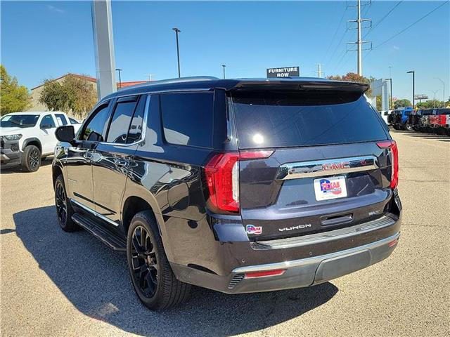 2023 Gmc Yukon SLT photo 3