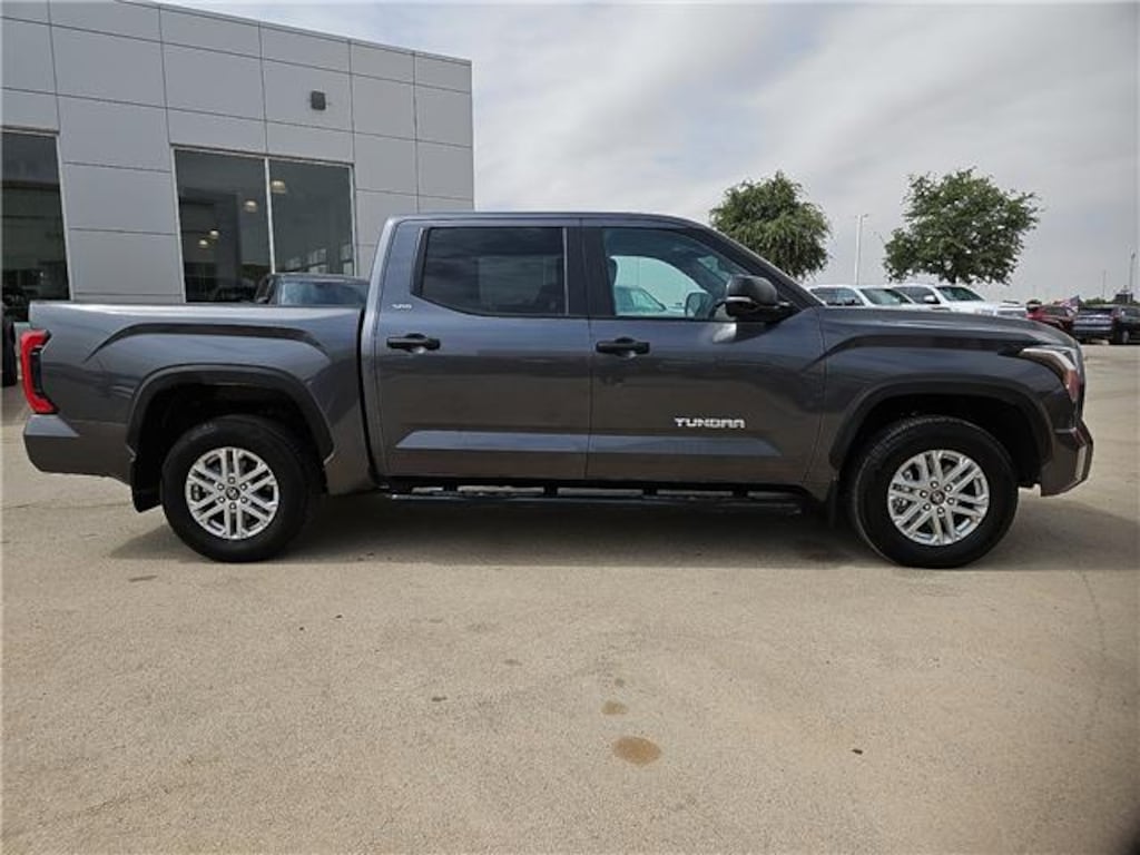 Used 2026 Toyota Tundra SR5 4x4 CrewMax 5.5 ft. box 145.7 in. WB