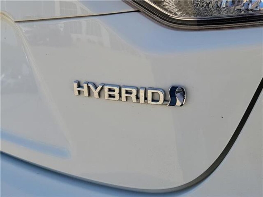 Used 2022 Toyota Corolla Hybrid LE