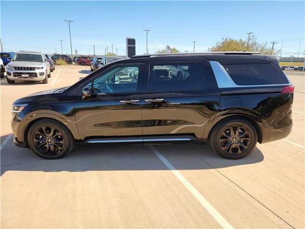 Used 2023 KIA Carnival SX Prestige Passenger Van