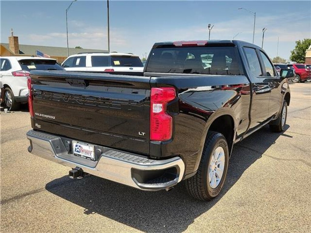 Used 2024 Chevrolet Silverado 1500 LT w/1LT 4x2 Crew Cab 6.6 ft. box 157 in. WB