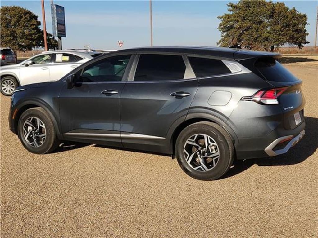 Used 2025 KIA Sportage LX Front-Wheel Drive