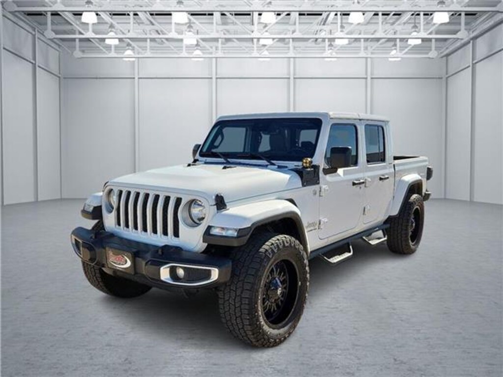 Used 2020 Jeep Gladiator Overland 4x4 Crew Cab 5 ft. box