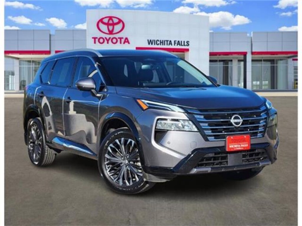 Used 2025 Nissan Rogue Platinum Front-Wheel Drive