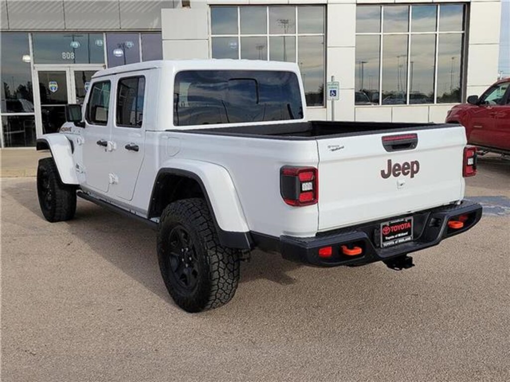 Used 2022 Jeep Gladiator Mojave 4x4 Crew Cab 5 ft. box