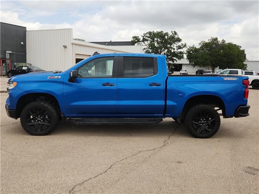 Used 2022 Chevrolet Silverado 1500 LT Trail Boss 4x4 Crew Cab 5.75 ft. box 147.4 in.