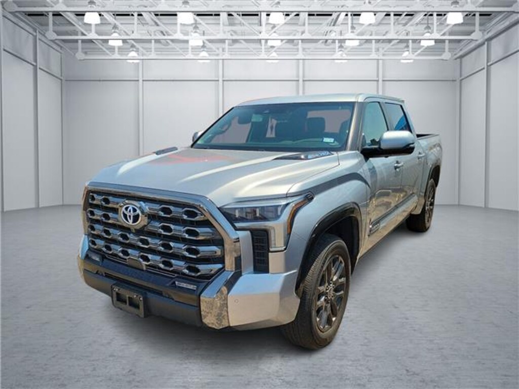 Used 2024 Toyota Tundra Hybrid Platinum (A10) 4x4 CrewMax 5.5 ft. box 145.7 in. W