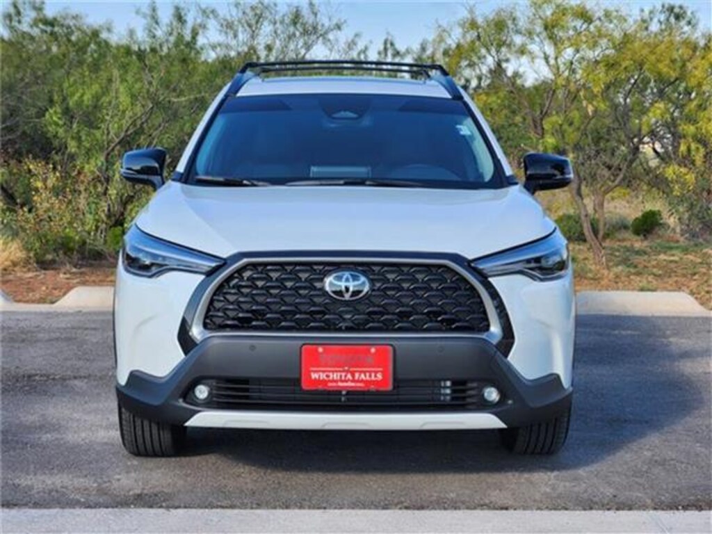 Used 2025 Toyota Corolla Cross XLE
