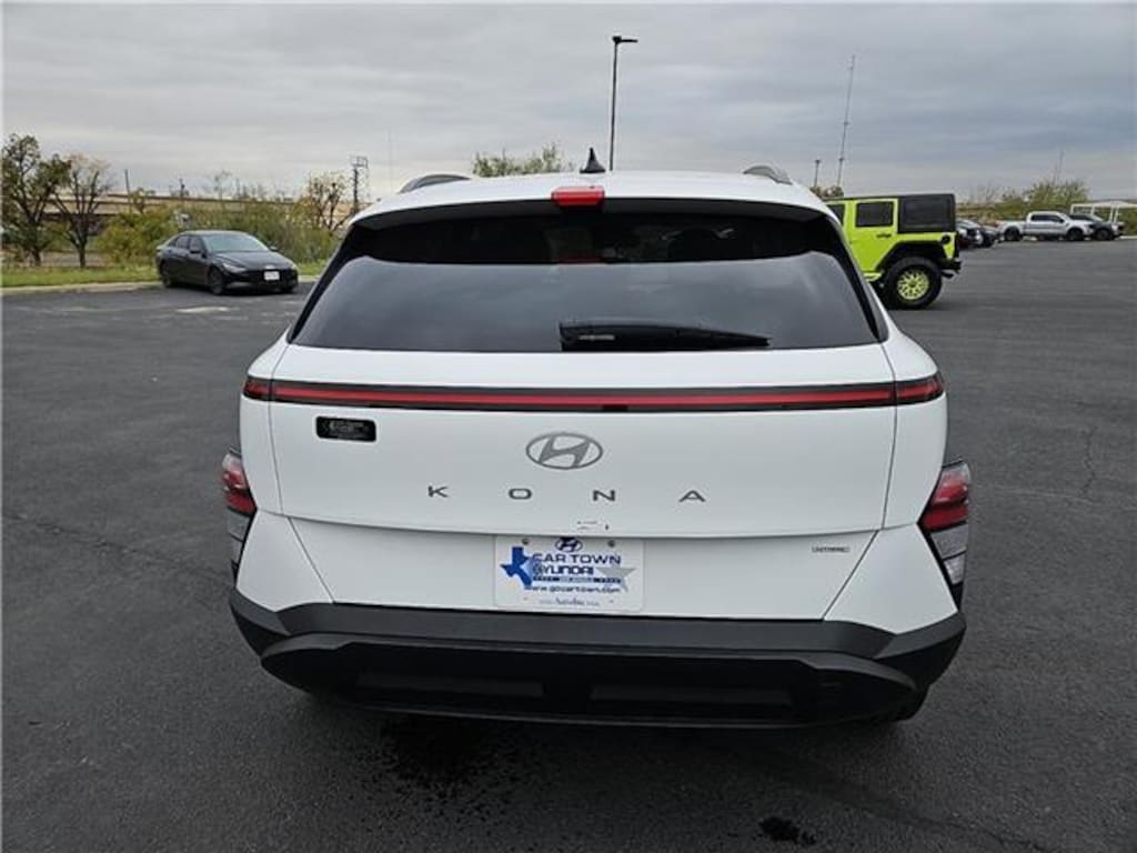 Used 2024 Hyundai Kona SEL (IVT) All-Wheel Drive