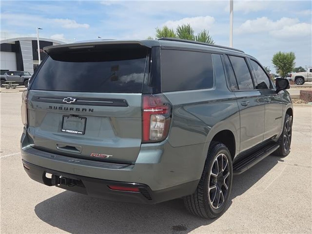 Used 2024 Chevrolet Suburban RST 4x4