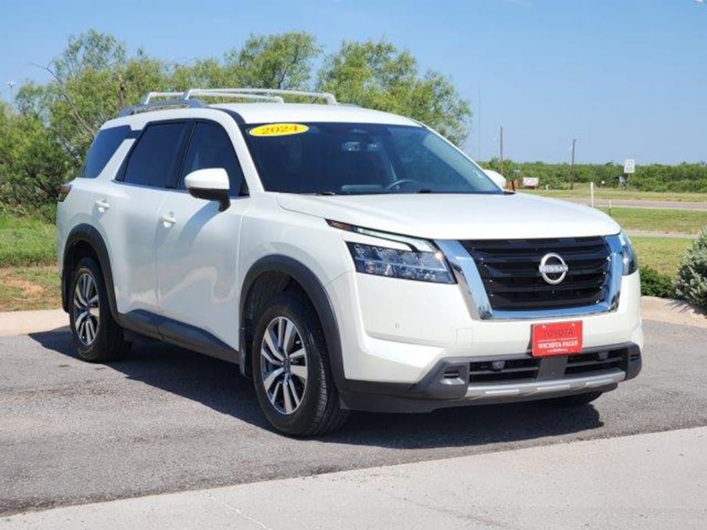 Used 2024 Nissan Pathfinder SL (A9) Front-Wheel Drive