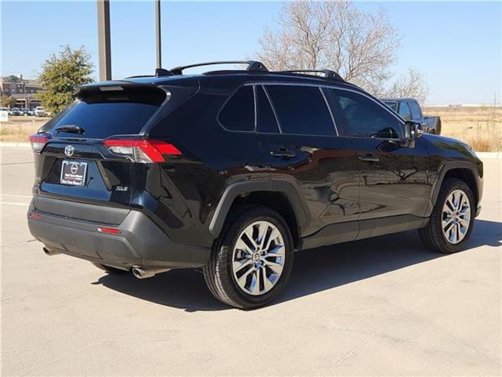 Used 2021 Toyota RAV4 XLE Premium Front-wheel Drive