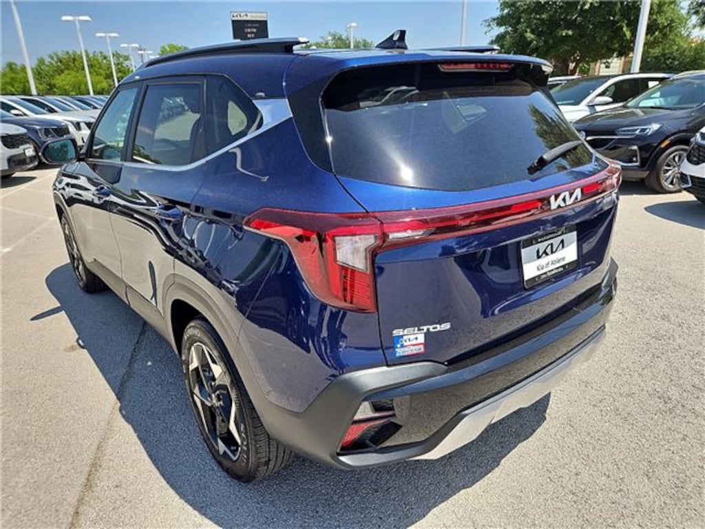 Used 2025 KIA Seltos EX (IVT) Front-Wheel Drive