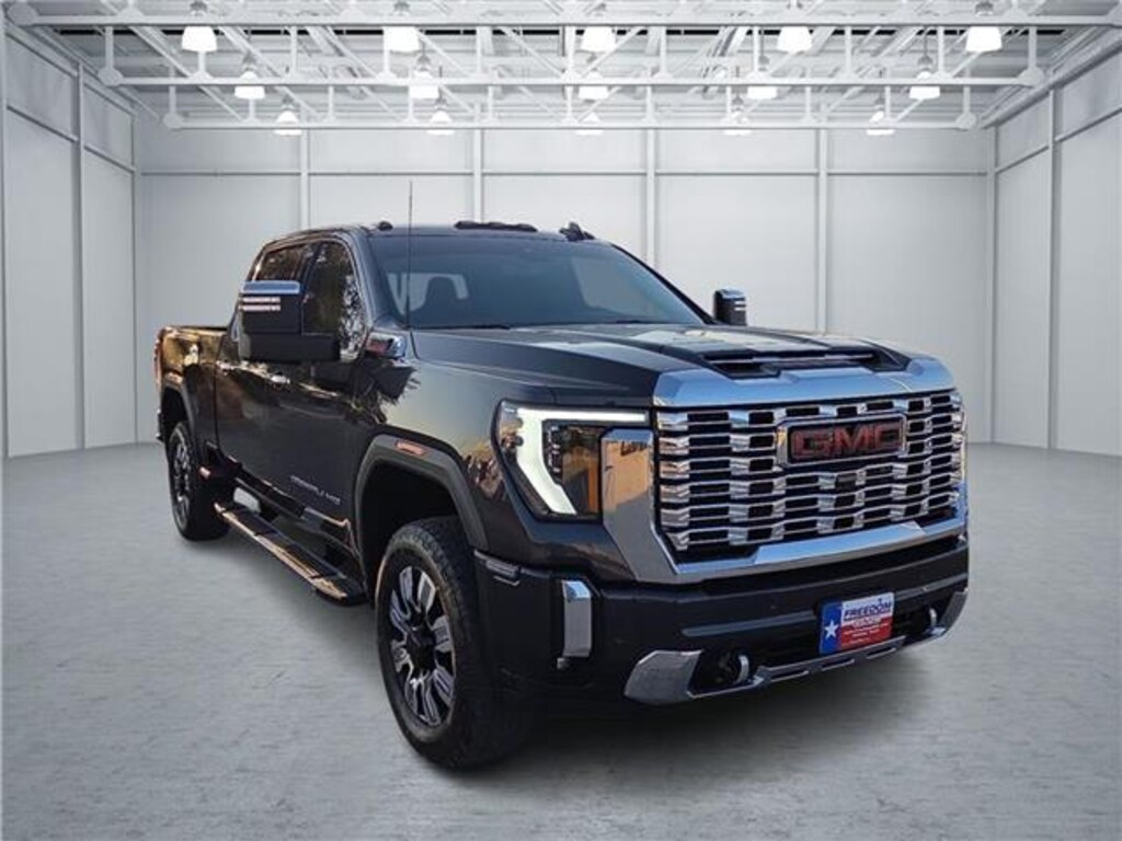 Used 2024 GMC Sierra 2500HD Denali 4x4 Crew Cab 6.75 ft. box 159 in. WB