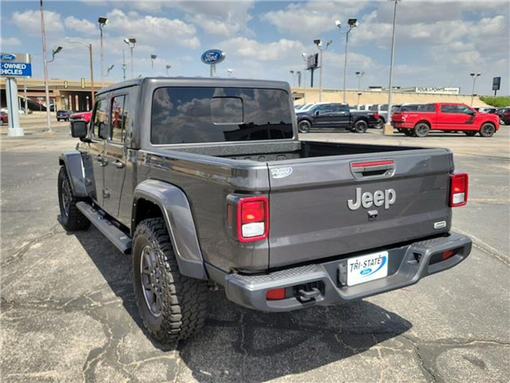 Used 2023 Jeep Gladiator Overland 4x4 Crew Cab 5 ft. box